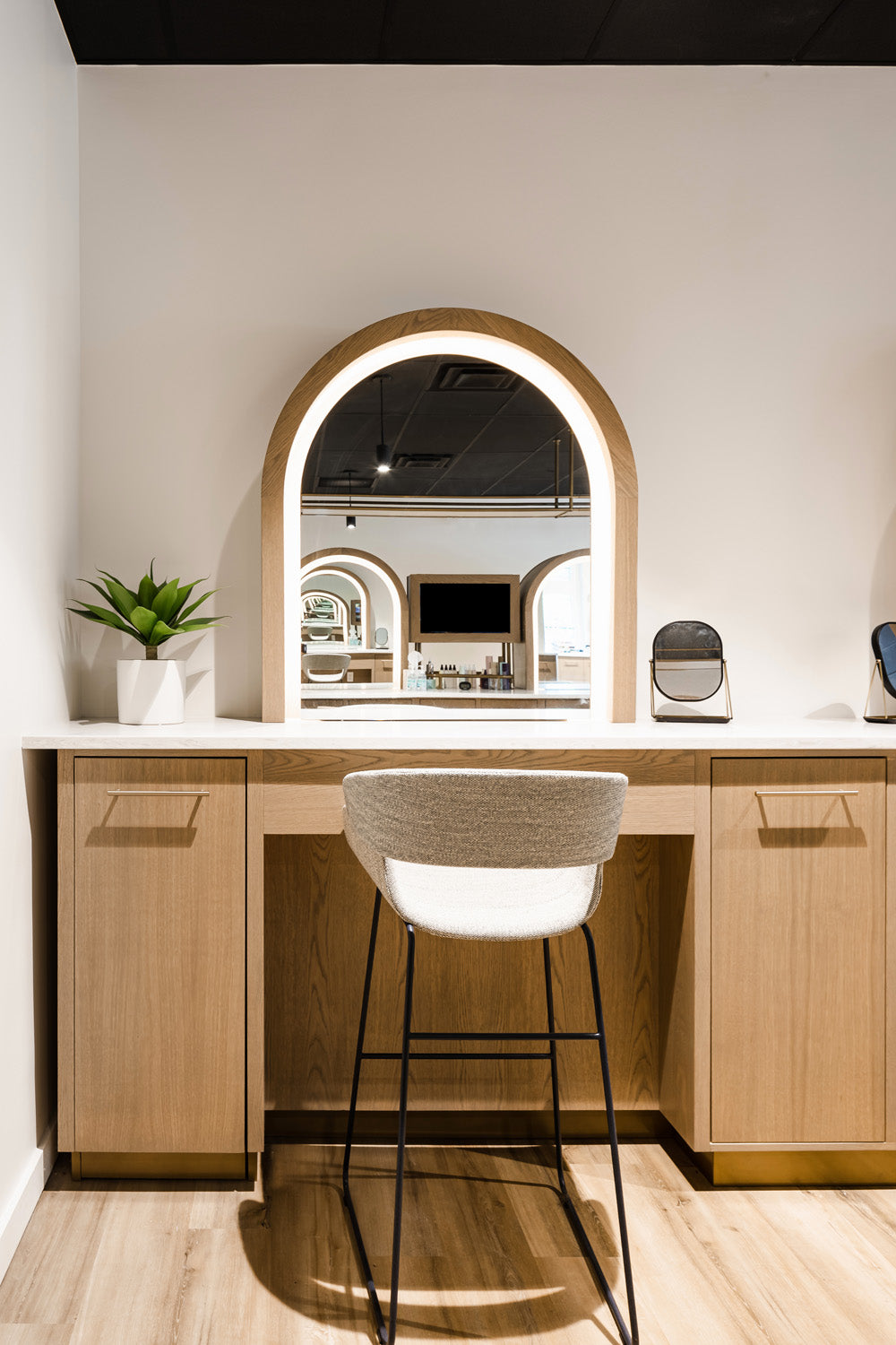 A Modern Salon