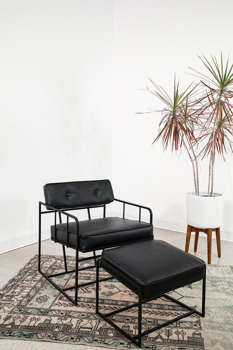 Lounge Chair + Ottoman