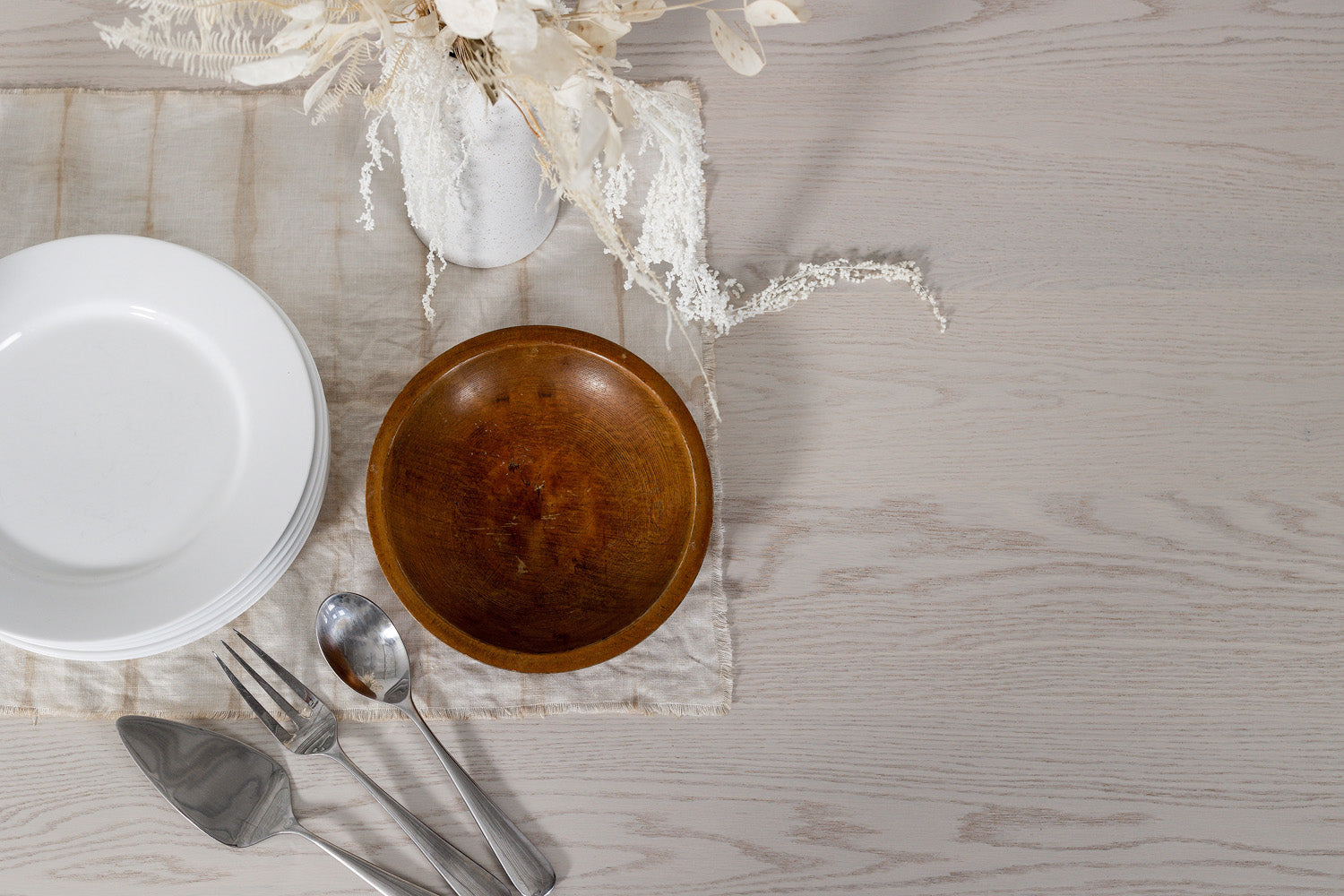 white wood dining table