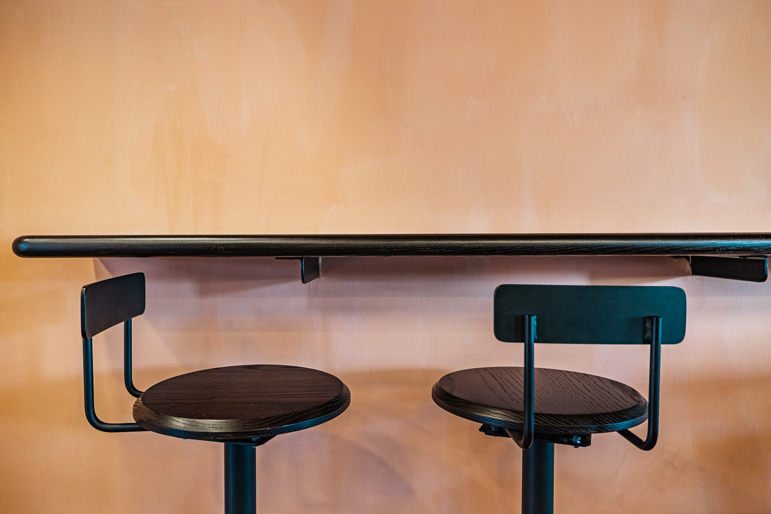 swivel barstools