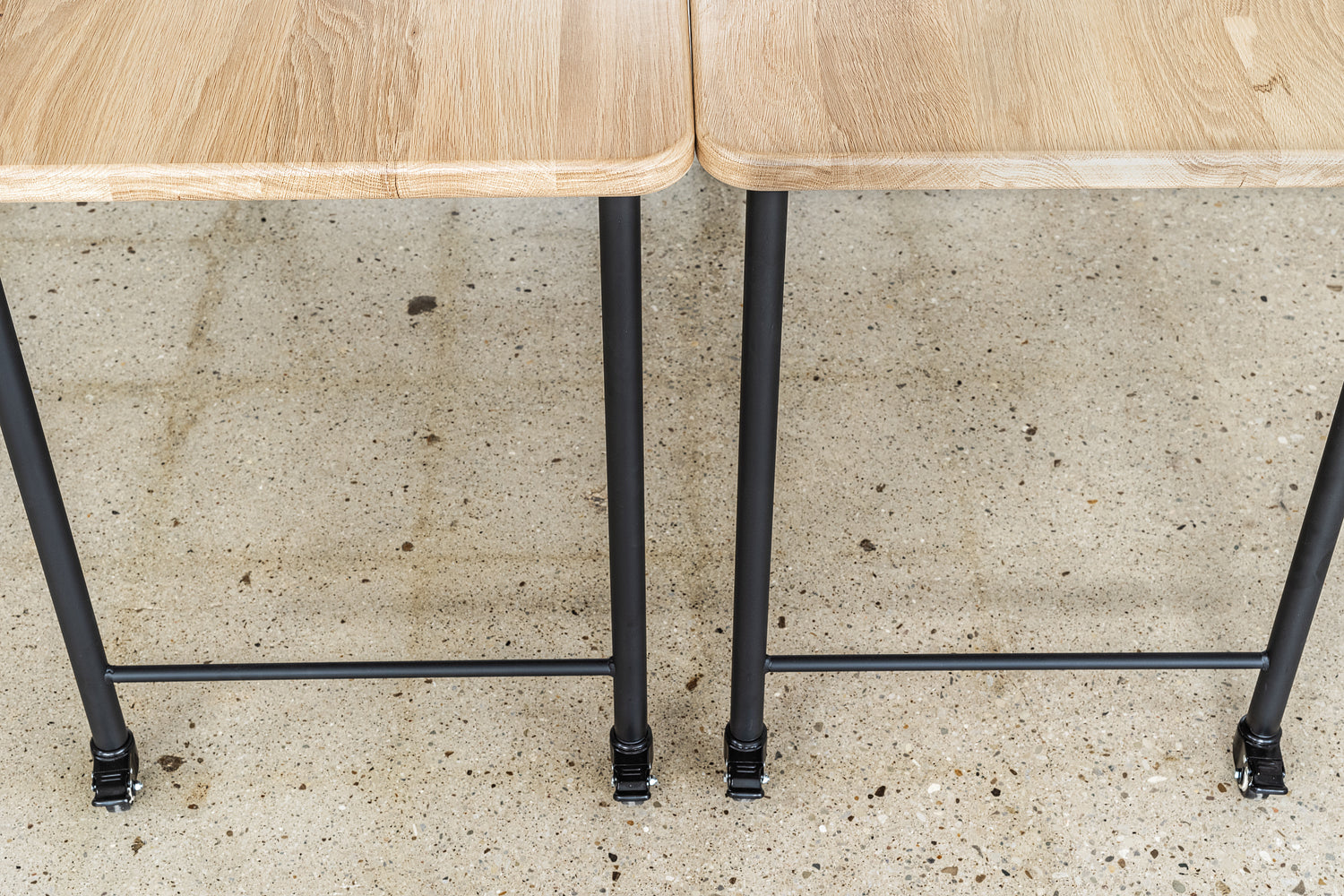 Modular wood desk