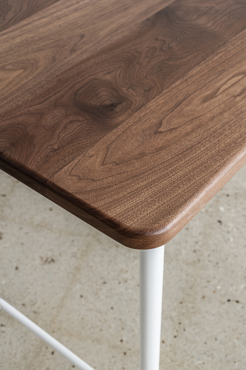 Modular wood desk