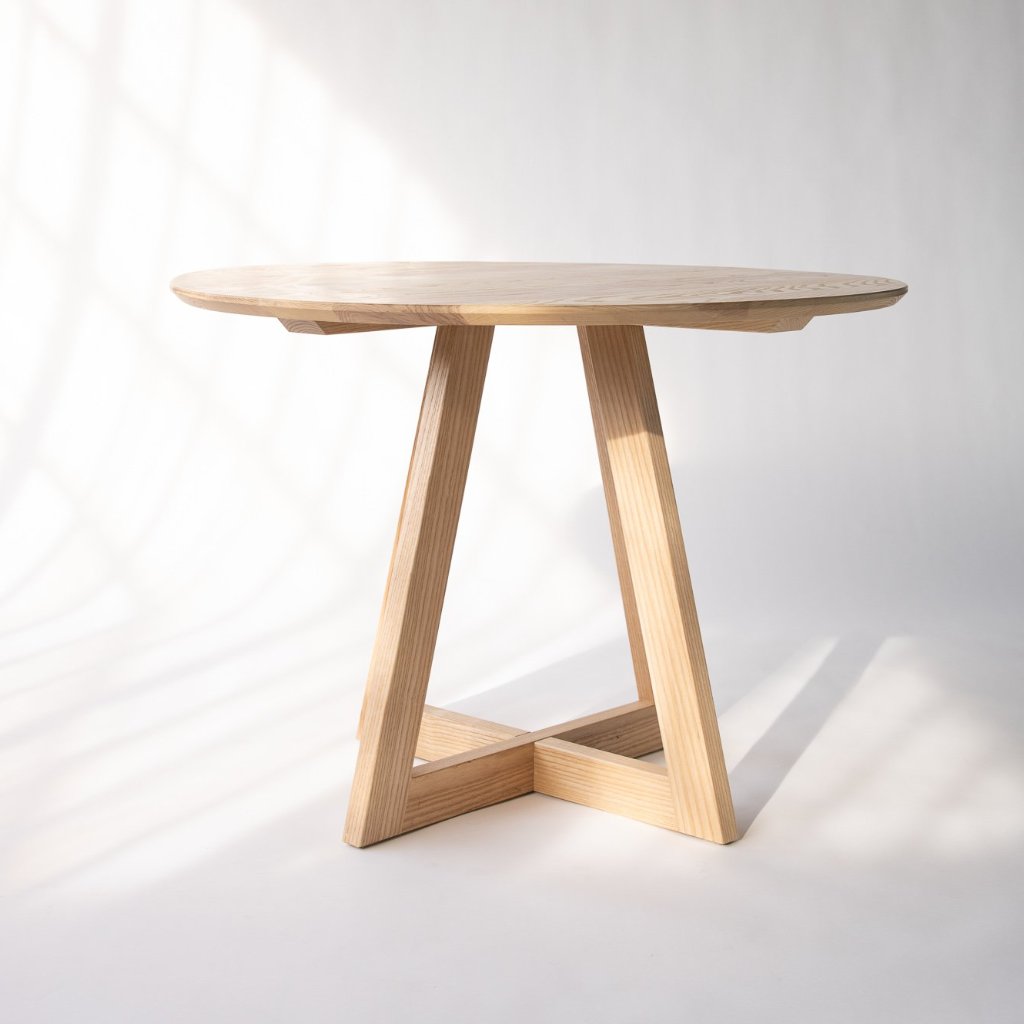 round wood dining table