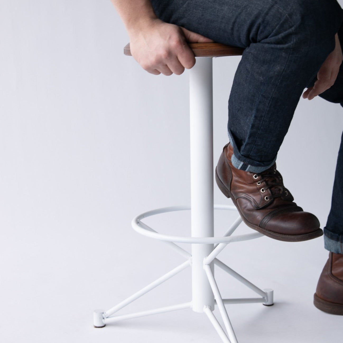 Mast Stool - 24