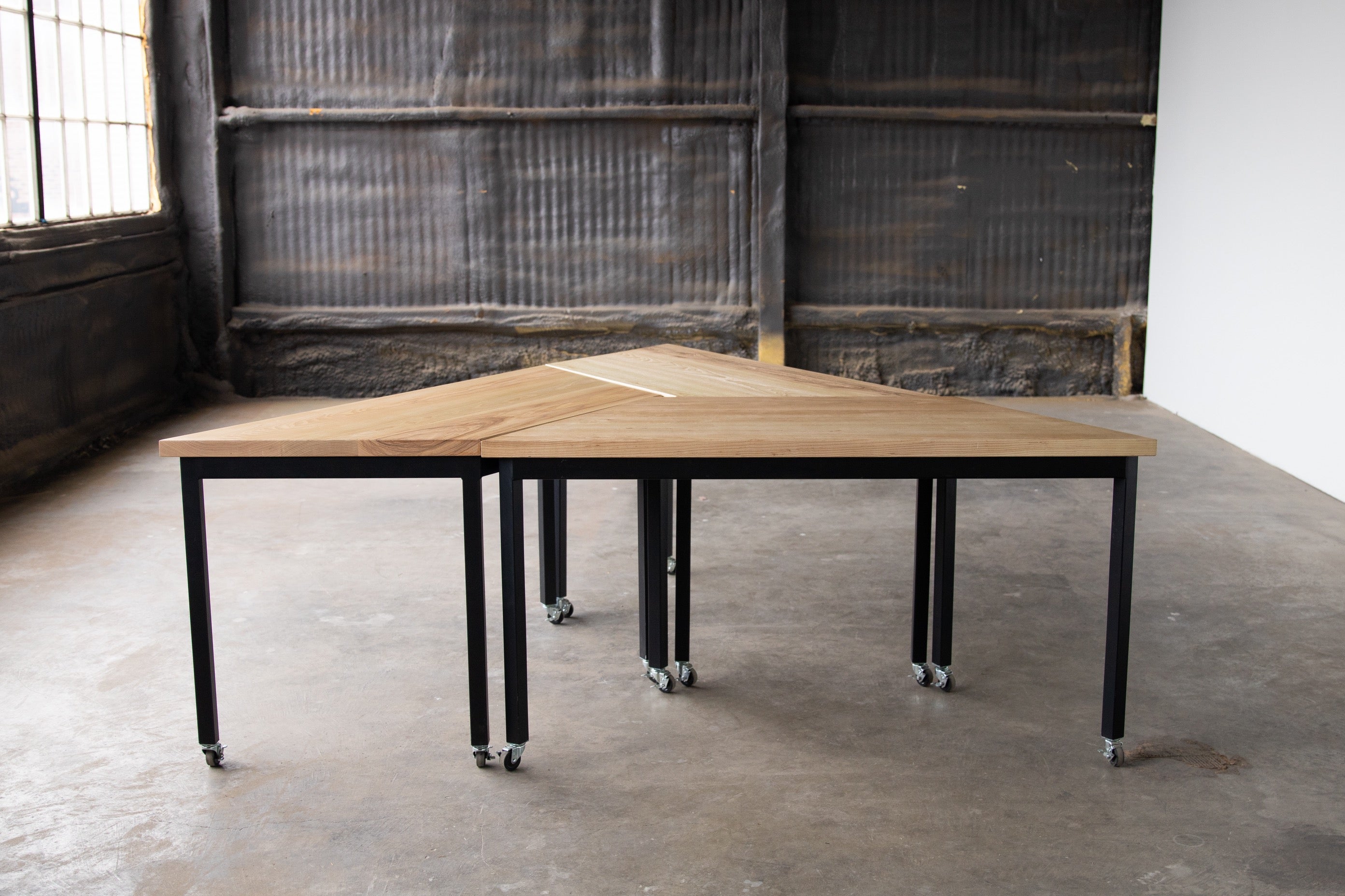 Exponent Modular Table Modern Modular Tables - HIVE Table | Edgework Creative